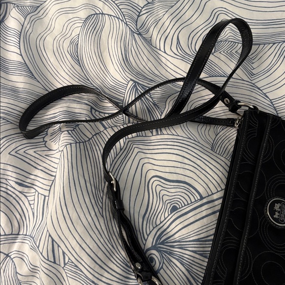Coach Black Crossbody Bag - Picture 4 of 4